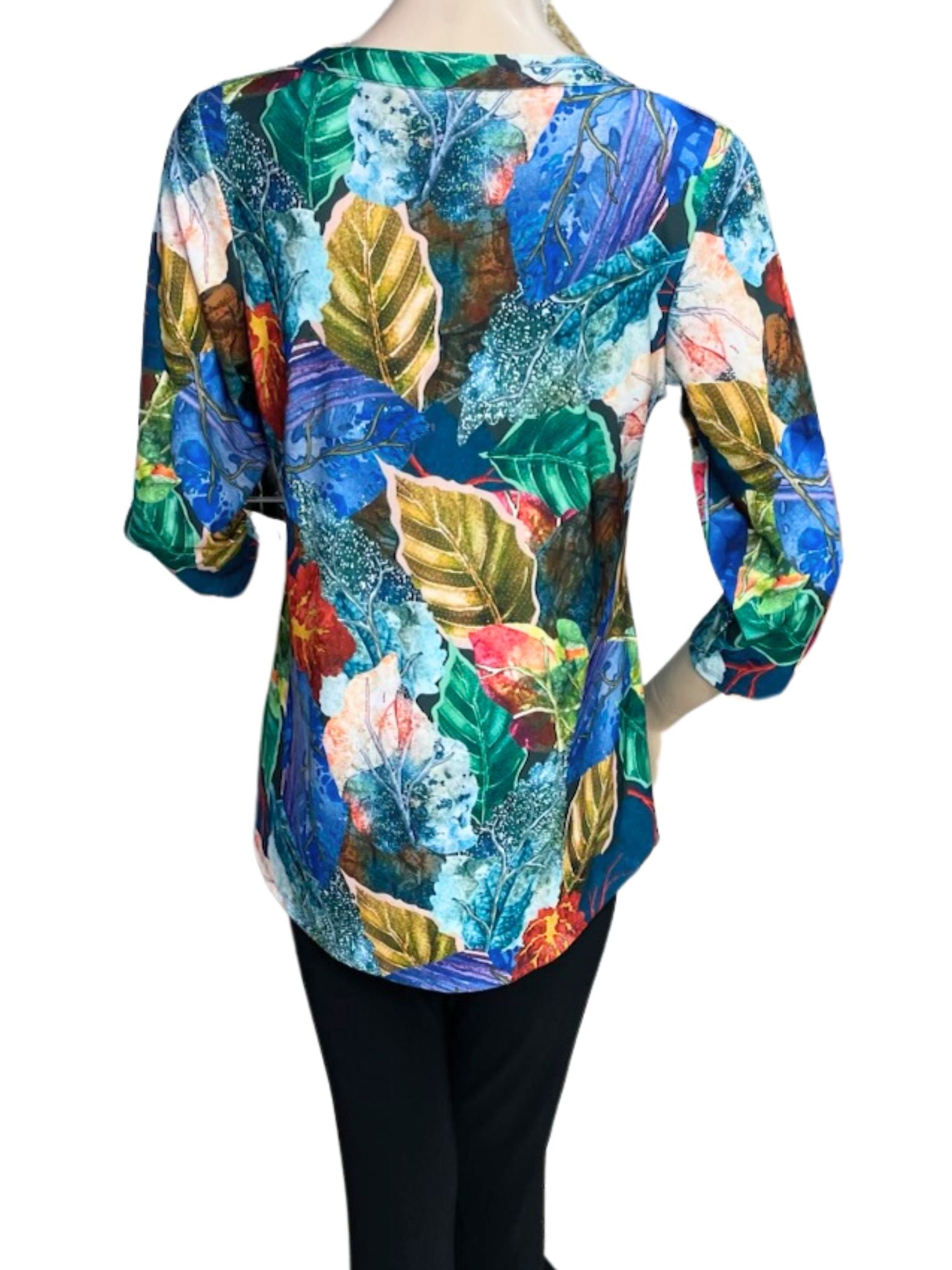 FASHQUE - Elegant 3/4-Sleeve Shirt- V Neck - T2703